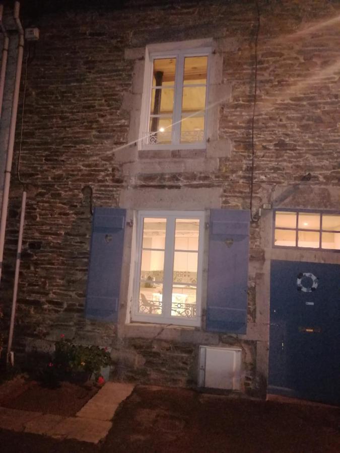 Gite Pierre Et Meuse A Fumay Exterior photo